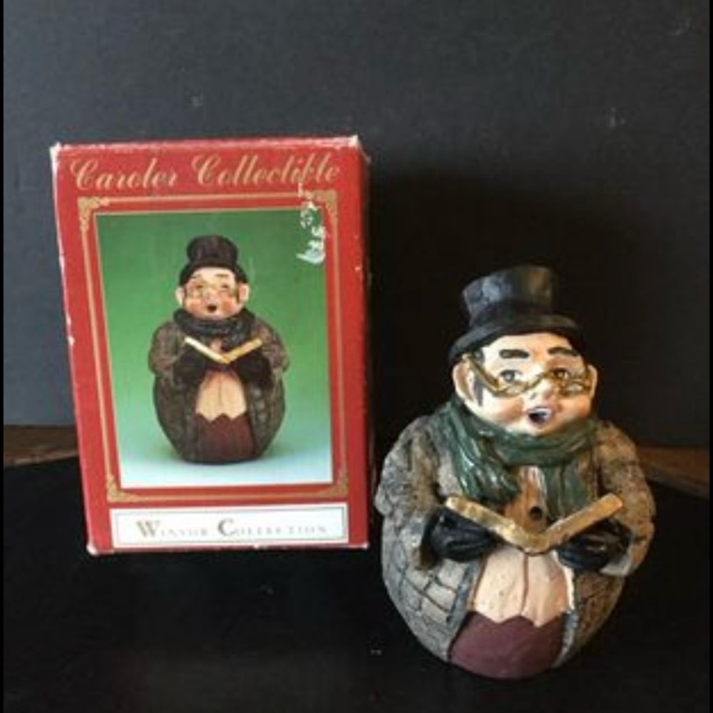 Caroler Collectible Winston Collection Item no 24906, 5” tall, 1994